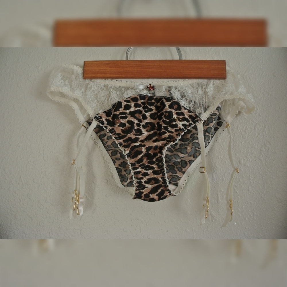 NWT Victoria's Secret Very Sexy Panties